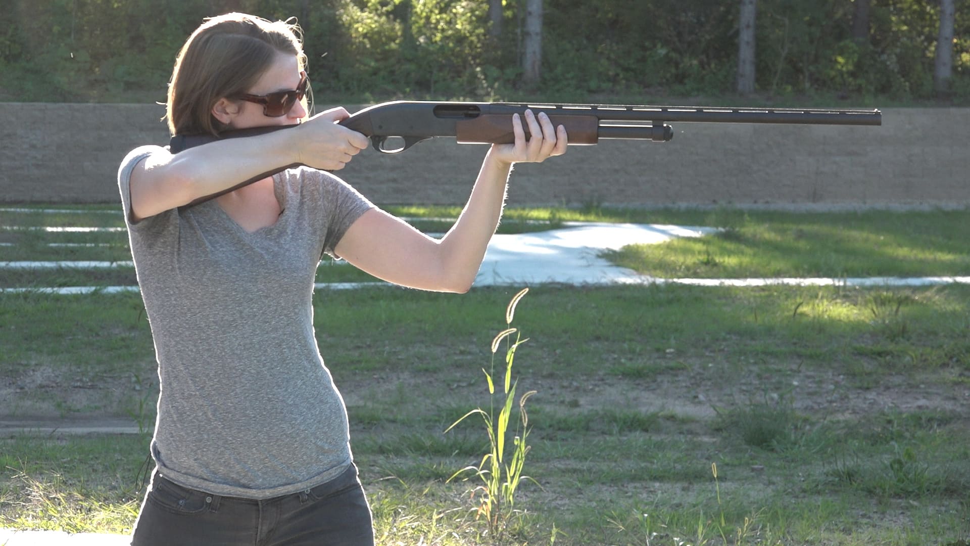 hunter recruitment-woman-shooting-gun