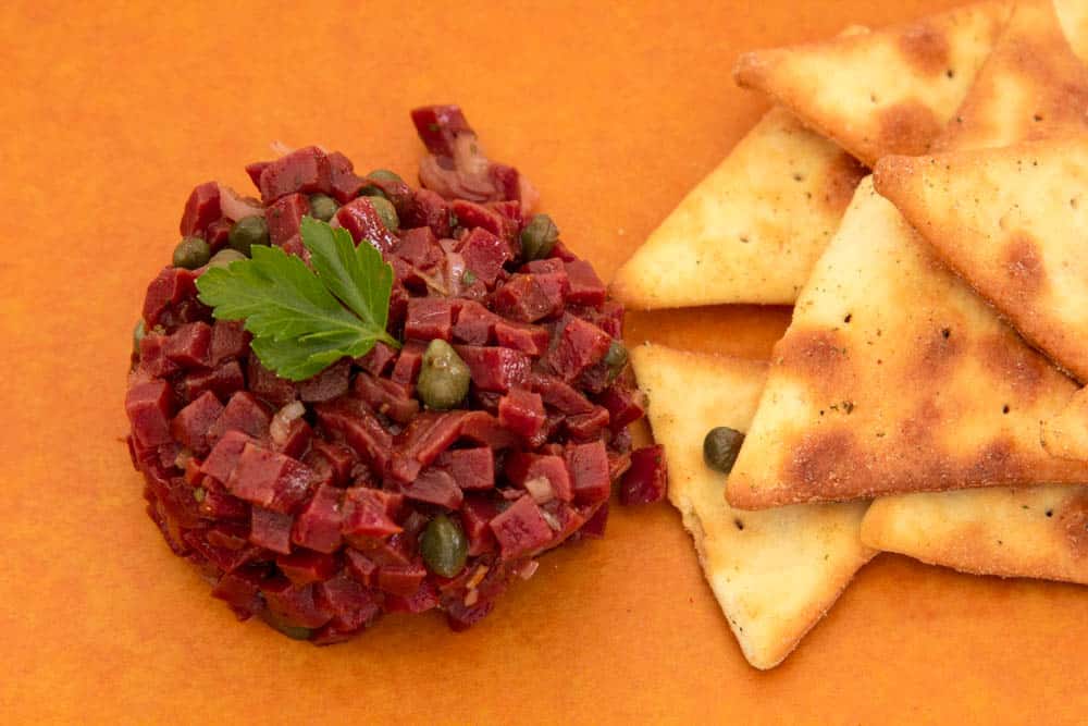 heart-tartare-finished-plate